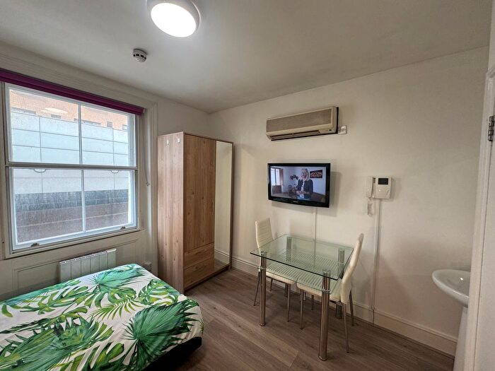 Studio To Rent In Cromwell Road, London, SW7