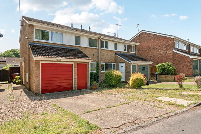 3 Bedroom Semi-Detached House For Sale In Queensway, Caversham, Reading, Berkshire, RG4