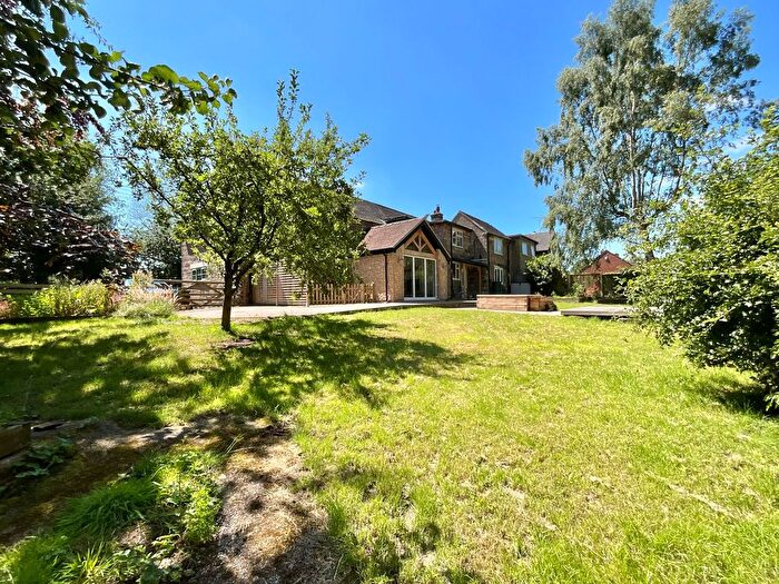 4 Bedroom Semi-detached House For Sale In Hollington, Main Road, ST10