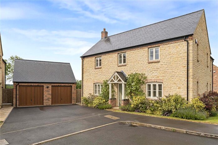4 Bedroom Detached House For Sale In Bradbery Close, Syresham, Brackley, Northamptonshire, NN13