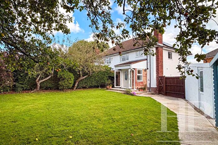3 Bedroom Semi-Detached House For Sale In Bligh Close, Crawley, RH10
