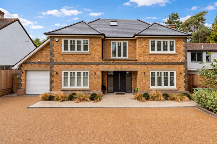 5 Bedroom Detached House For Sale In East Horsley, KT24