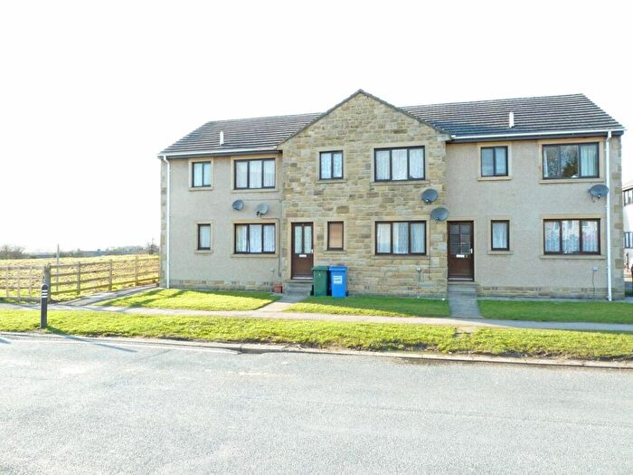 1 Bedroom Flat To Rent In Sharphaw Avenue, Skipton, North Yorkshire, BD23