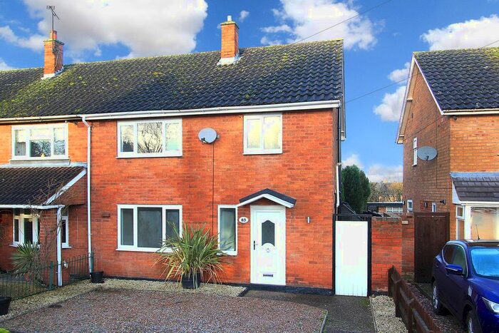 3 Bedroom Semi-Detached House To Rent In Common Road, Wombourne, Wolverhampton, WV5
