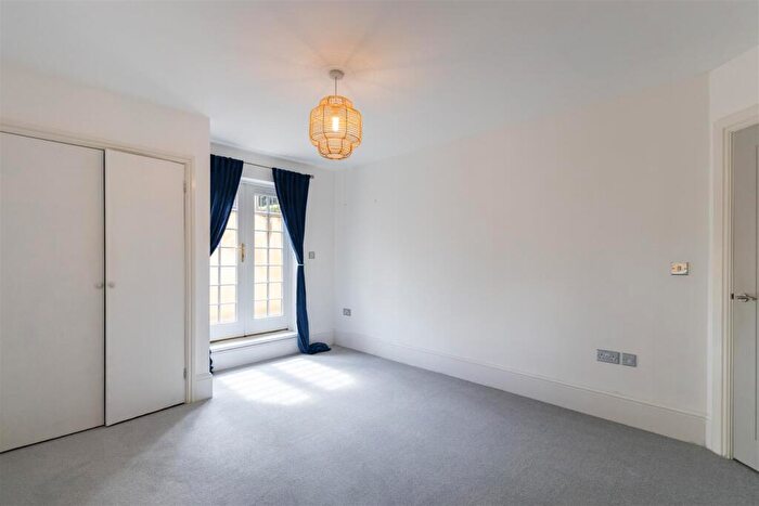 2 Bedroom Apartment To Rent In The Park, Cheltenham, GL50