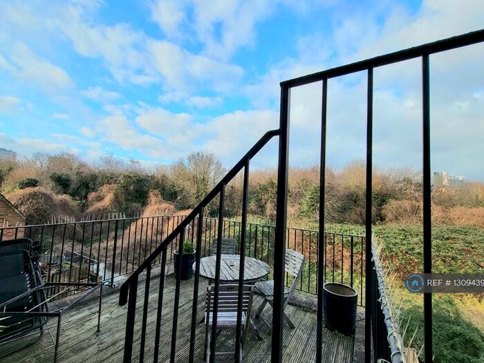 2 Bedroom Flat To Rent In Gillespie Road, London, N5