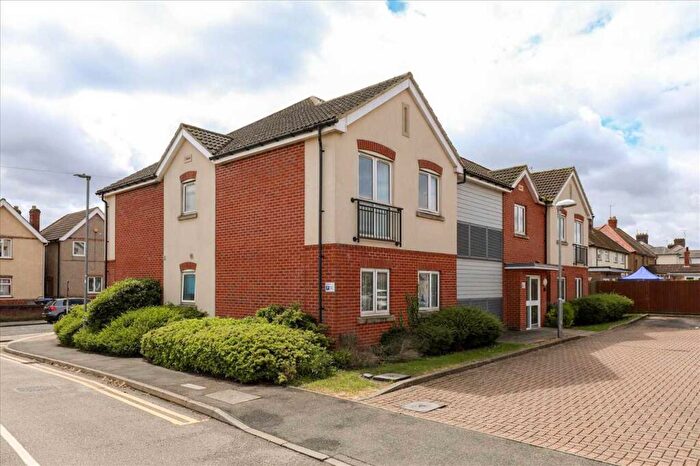 2 Bedroom Apartment For Sale In Hillary Close, Burton Latimer, NN15