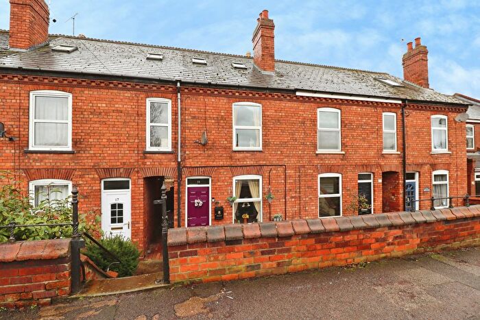 3 Bedroom Terraced House For Sale In Oakleigh Terrace, Lincoln, LN1
