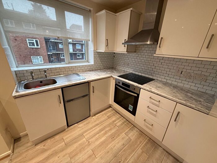 1 Bedroom Studio To Rent In High Street South, Dunstable, LU6