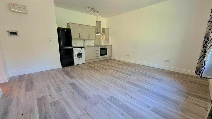 1 Bedroom Flat To Rent In Coppingford Road, Sawtry, Huntingdon, PE28