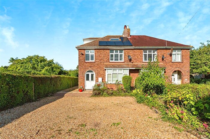 4 Bedroom Detached House For Sale In Sutton Road, Witchford, Ely, Cambridgeshire, CB6