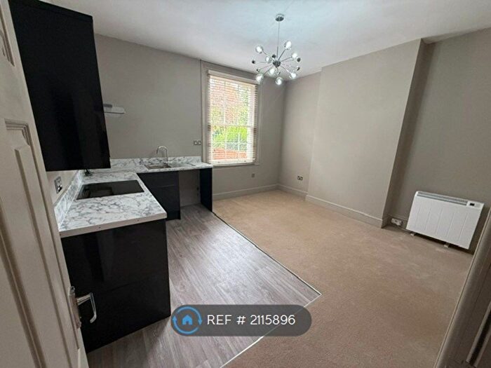 1 Bedroom Flat To Rent In Worcester Road, Malvern, WR14