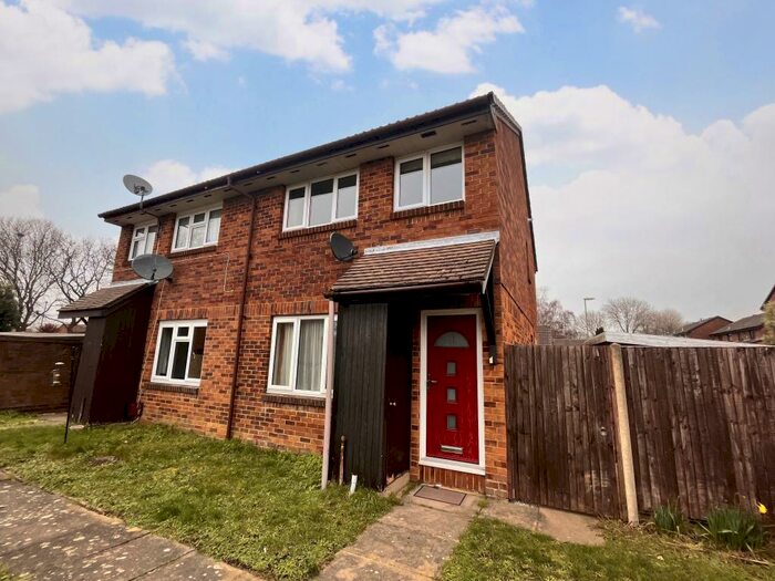 3 Bedroom House To Rent In Woodrush Crescent, Locks Heath, SO31