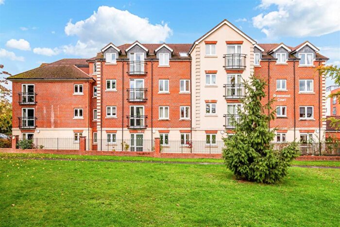 1 Bedroom Retirement Property For Sale In The Parade, Epsom, KT18