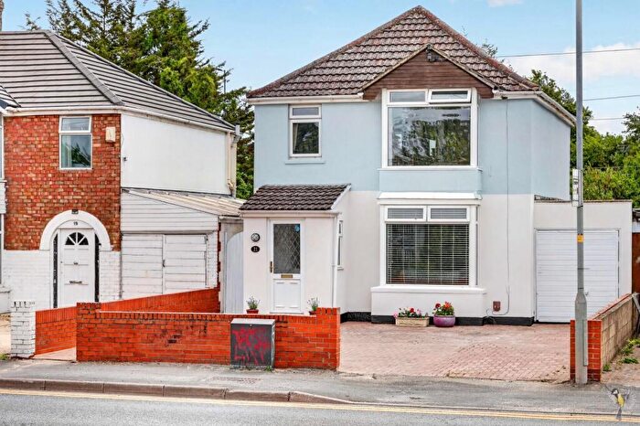 3 Bedroom Detached House For Sale In Bridge End Road, Stratton St Margaret, Swindon, SN3