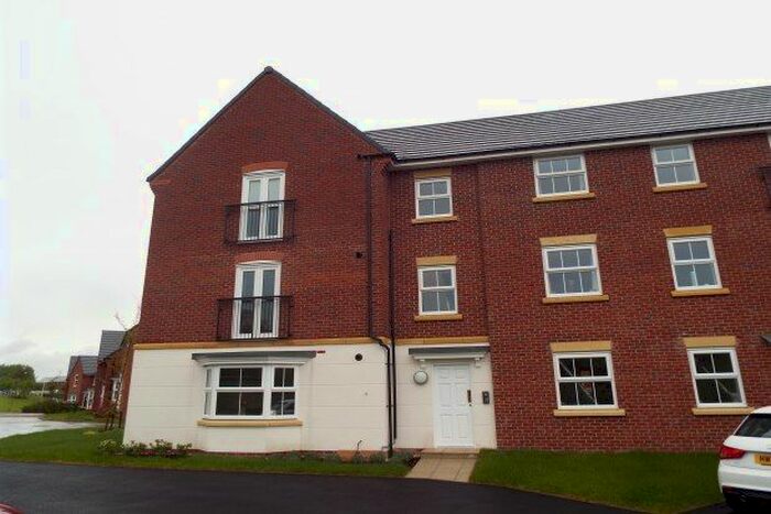2 Bedroom Flat To Rent In Blue Lake Gardens, Warrington, WA5