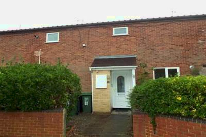 3 Bedroom Terraced House To Rent In Doverdale Close, Redditch, B98
