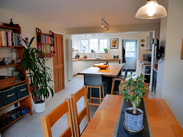 4 Bedroom Terraced House For Sale In Lammas Close, Hilmarton, Calne, SN11
