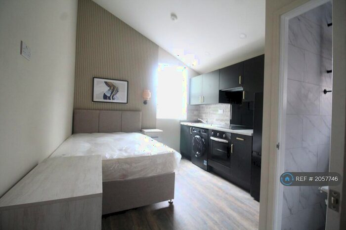 Studio To Rent In Chester Street, Coventry, CV1