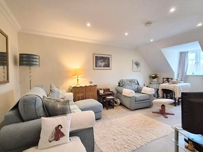 1 Bedroom Apartment For Sale In Fleur De Lis, Pound Lane, Wareham, BH20 - Photo 3