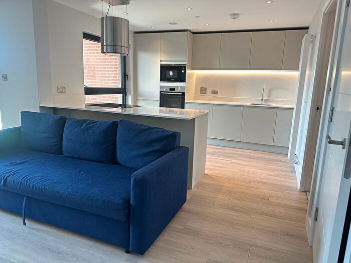 1 Bedroom Flat To Rent In Paramount House, Redford Way, Uxbridge, UB8