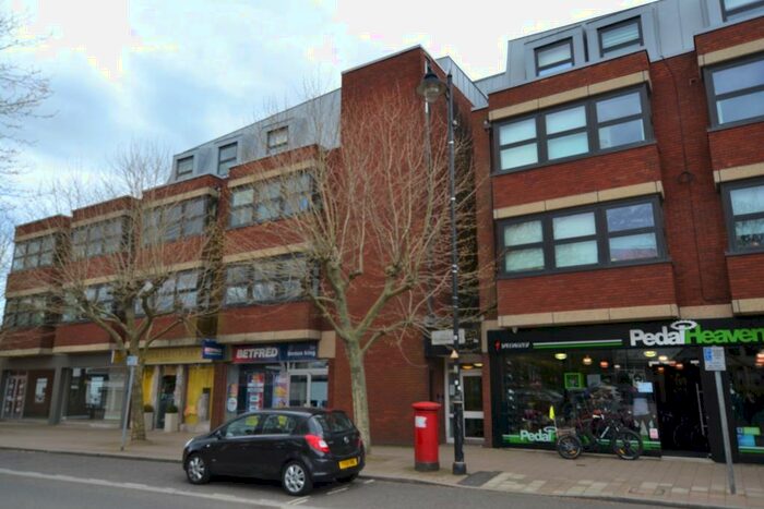 1 Bedroom Apartment To Rent In Richmond Court, GU51