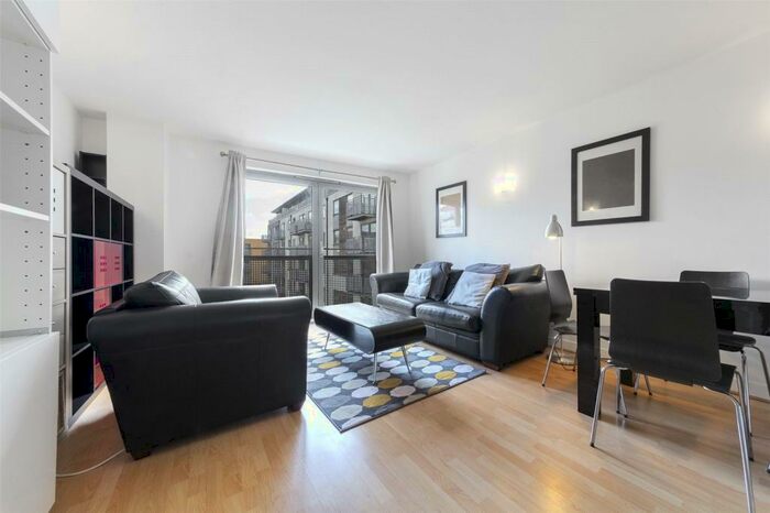 2 Bedroom Apartment To Rent In Indiana Building, Deals Gateway, Deptford, London, SE13