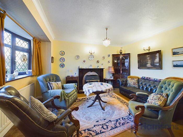 2 Bedroom Semi-Detached Bungalow For Sale In School Lane, Newington, Sittingbourne, Kent, ME9