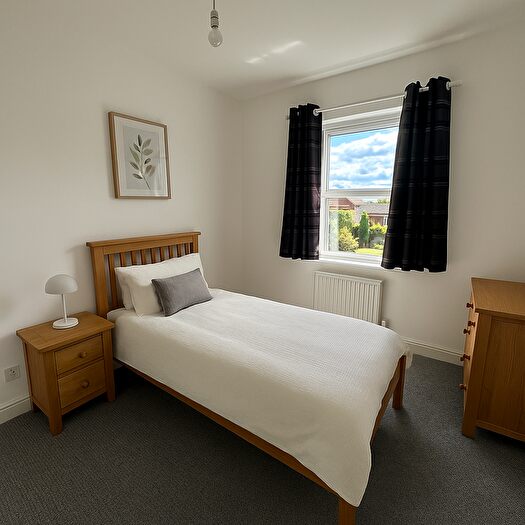3 Bedroom Terraced House For Sale In High Street, Twyford, Reading, Berkshire, RG10