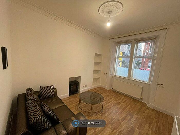 1 Bedroom Flat To Rent In Bowman Street, Glasgow, G42