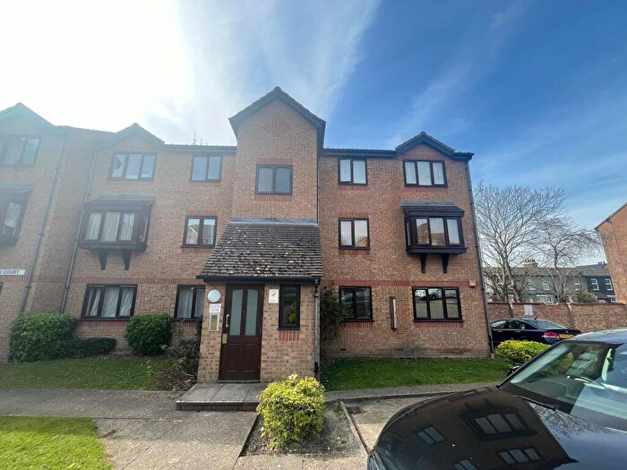 1 Bedroom Flat To Rent In Heberden Court, Purfleet On Thames, RM19