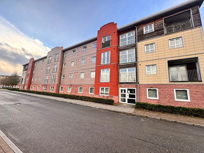 2 Bedroom Flat For Sale In Heritage Way, Wigan, WN3