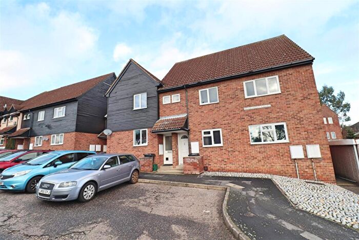2 Bedroom Flat To Rent In Kenworthy Road, Braintree, CM7