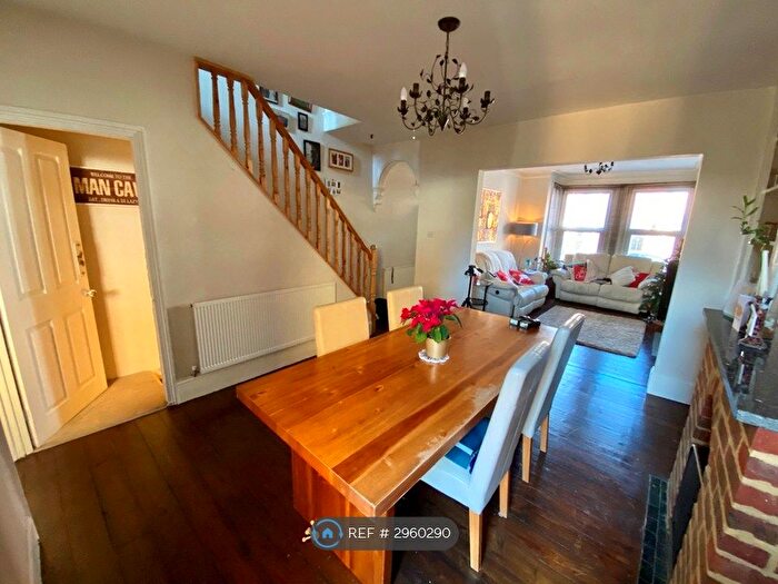3 Bedroom Terraced House To Rent In King Edward Road, Maidstone, ME15