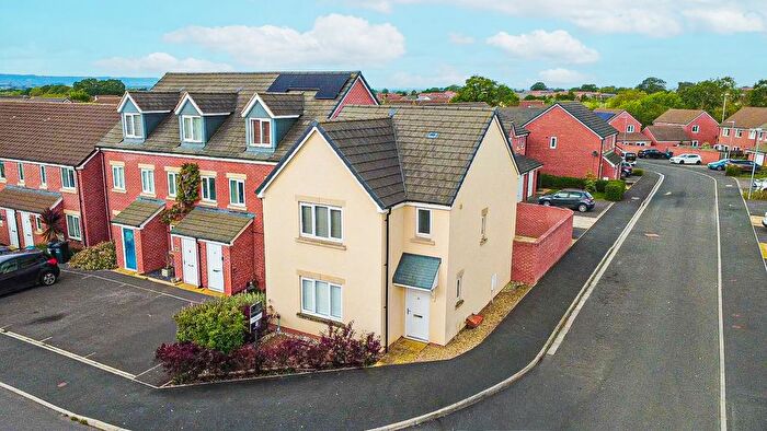 3 Bedroom Detached House For Sale In Hob Close, Monkton Heathfield, Taunton. No Chain., TA2