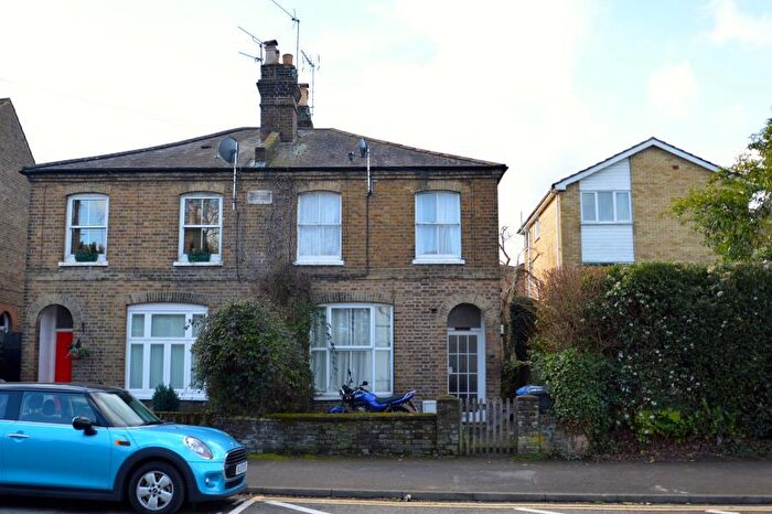 2 Bedroom Maisonette To Rent In Alma Road, Windsor, SL4