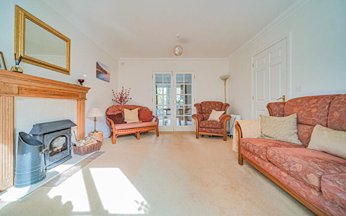 4 Bedroom Detached House For Sale In St. Georges Place, Semington, BA14