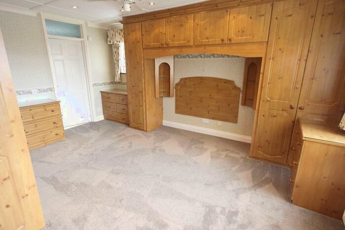 4 Bedroom Detached House For Sale In Tudor Lodge, Grays, Essex, RM16