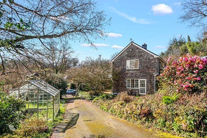 4 Bedroom Barn Conversion For Sale In Cheston, Wranagton, TQ10