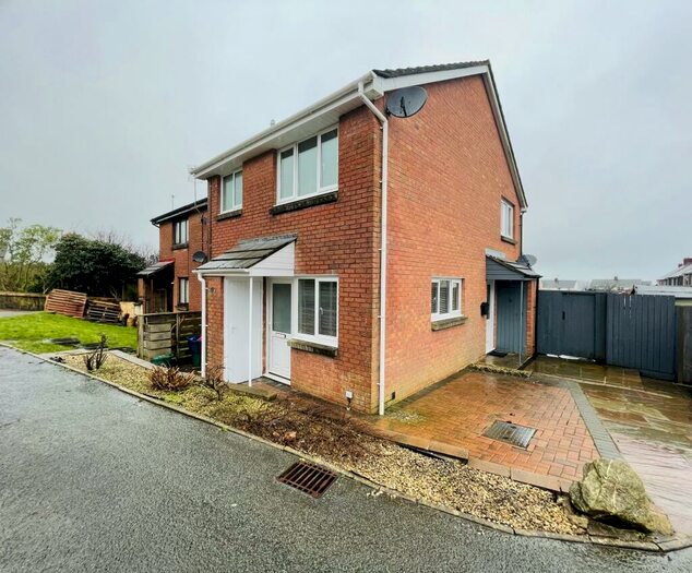 1 Bedroom House To Rent In Fishguard, SA65