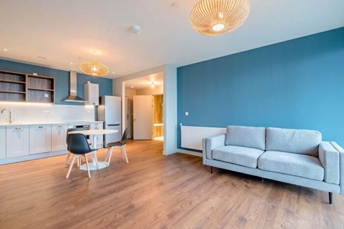 1 Bedroom Flat To Rent In Thomson, Canada Gardens, Wembley Park, HA9