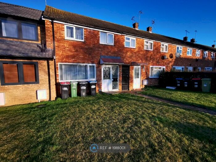 3 Bedroom Terraced House To Rent In Surrey Road, Bletchley, Milton Keynes, MK3