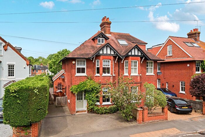 4 Bedroom Semi-Detached House For Sale In Portmore Park Road, Weybridge, KT13