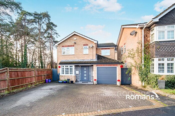 4 Bedroom Detached House To Rent In Peggotty Place, Owlsmoor, Sandhurst, GU47