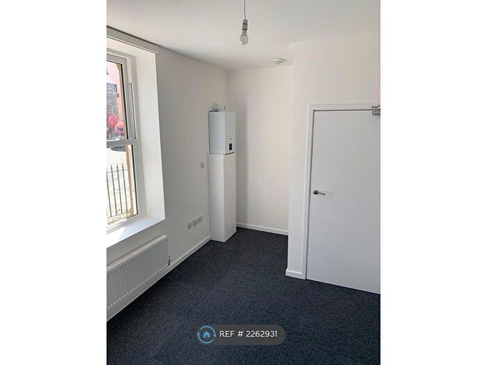 1 Bedroom Flat To Rent In Trinity Street, Taunton, TA1