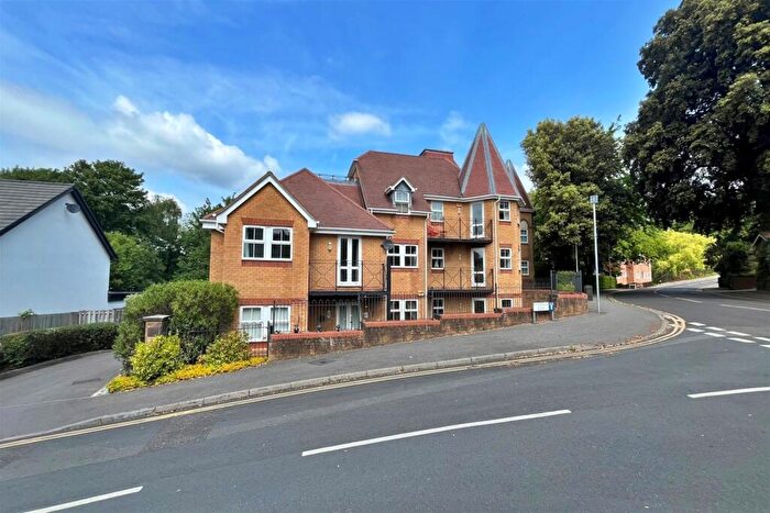 2 Bedroom Flat To Rent In Ashley Cross, BH14