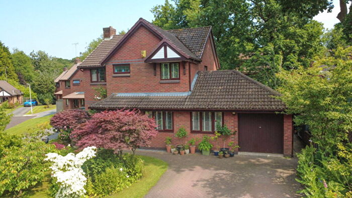 4 Bedroom Detached House For Sale In Blakeley Dene, Raby Mere, CH63