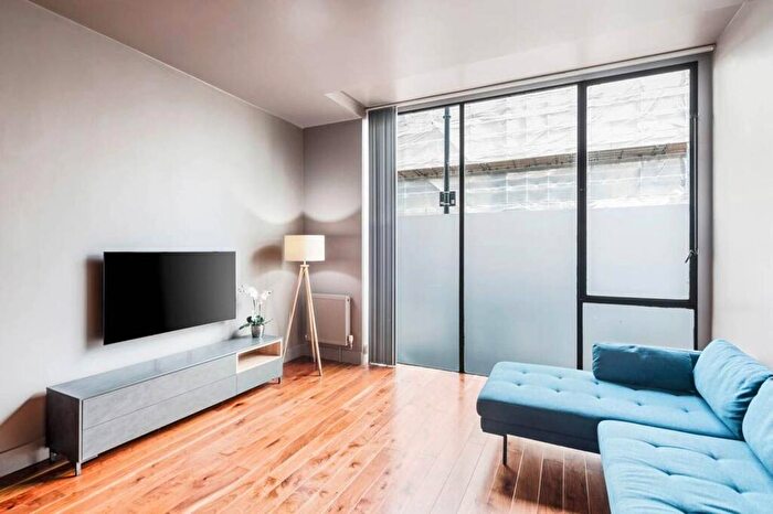 1 Bedroom Flat To Rent In Packington Street, Angel, London, N1