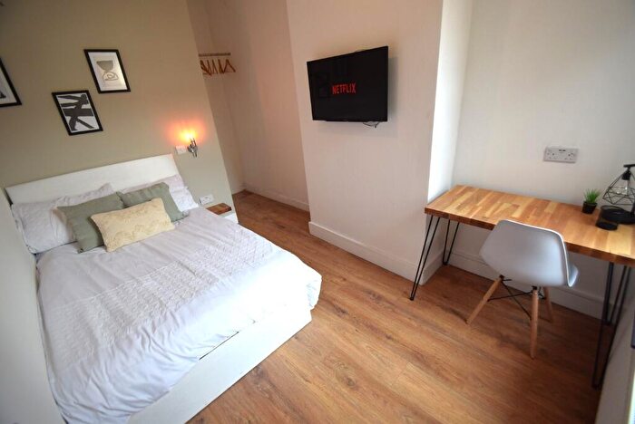 4 Bedroom Terraced House To Rent In Conway Street, Shelton, Stoke-On-Trent, ST4