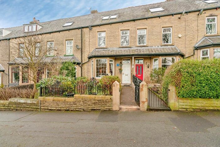 4 Bedroom Terraced House For Sale In Scott Park Road, Burnley, Lancashire, BB11